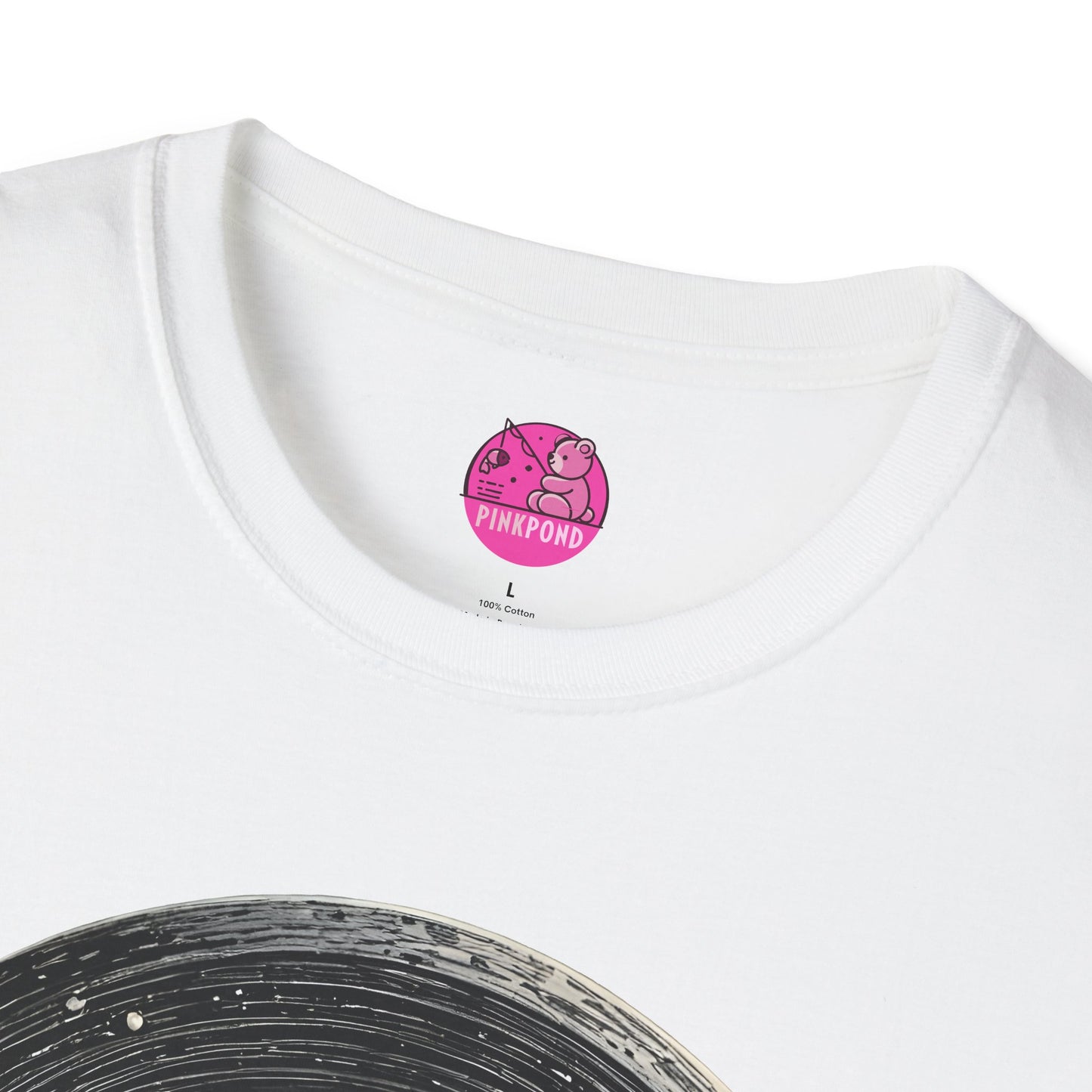 Cosmic Explorer Teddy T-Shirt - Spacefaring Bear Graphic Tee for Space Lovers and Adventurers