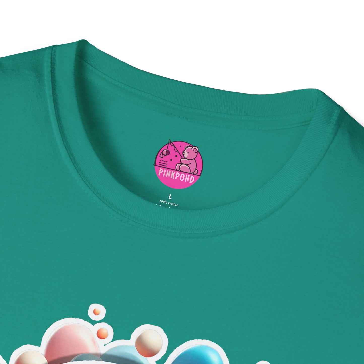 Penelope Parrot - Unisex Softstyle T-Shirt