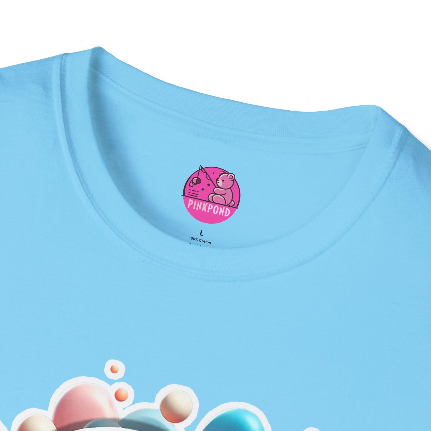 Penelope Parrot - Unisex Softstyle T-Shirt