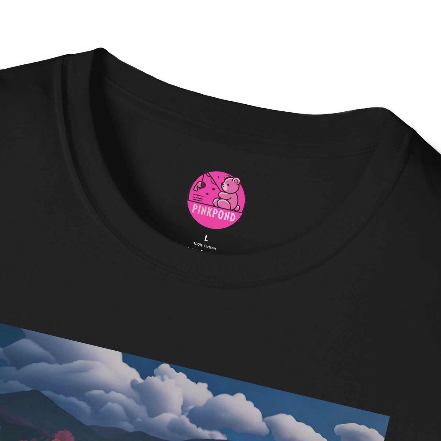 Graphic Tee Floral Flight – Unisex Softstyle T-Shirt