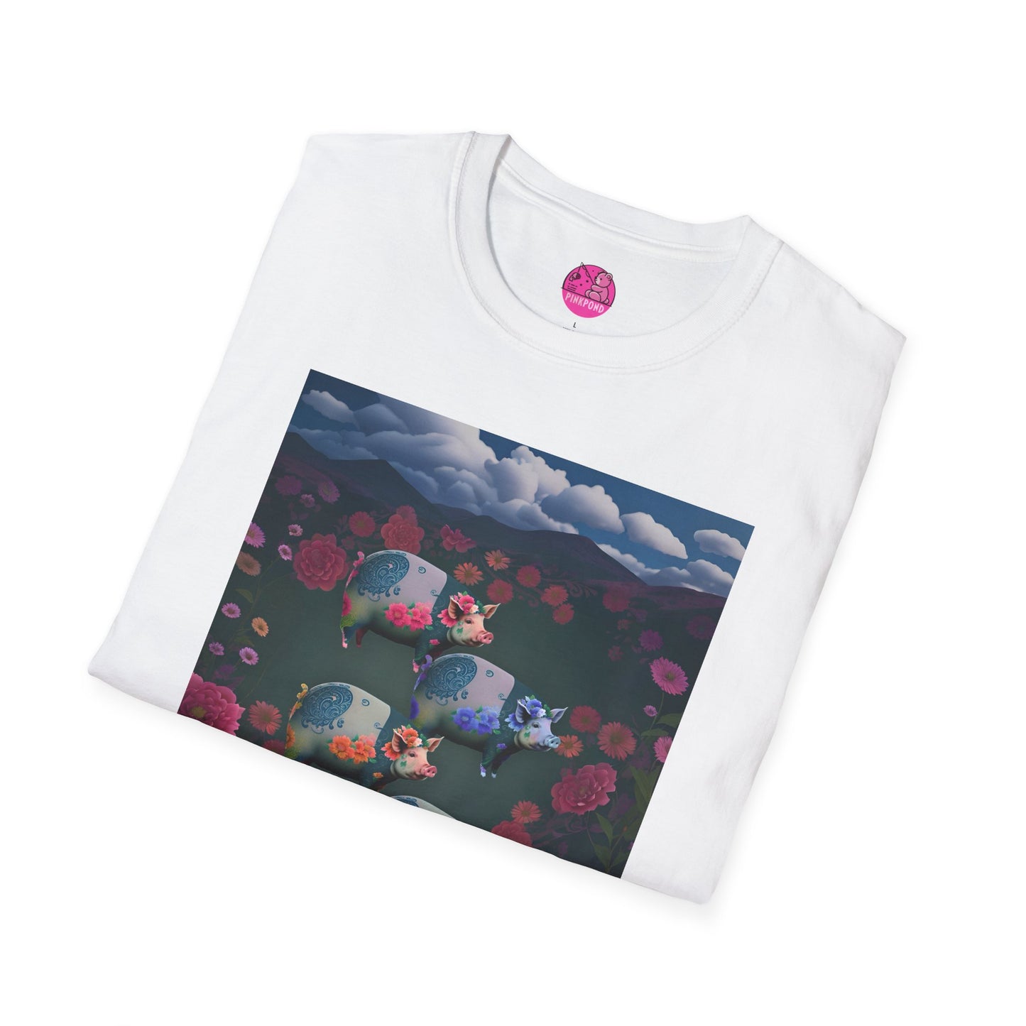 Graphic Tee Floral Flight – Unisex Softstyle T-Shirt
