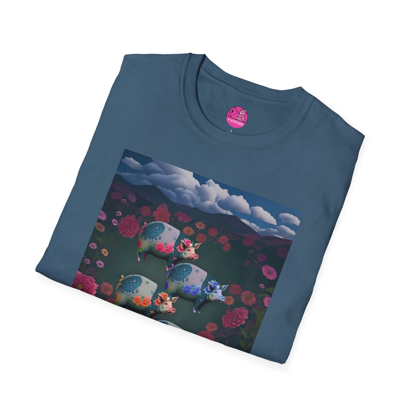 Graphic Tee Floral Flight – Unisex Softstyle T-Shirt
