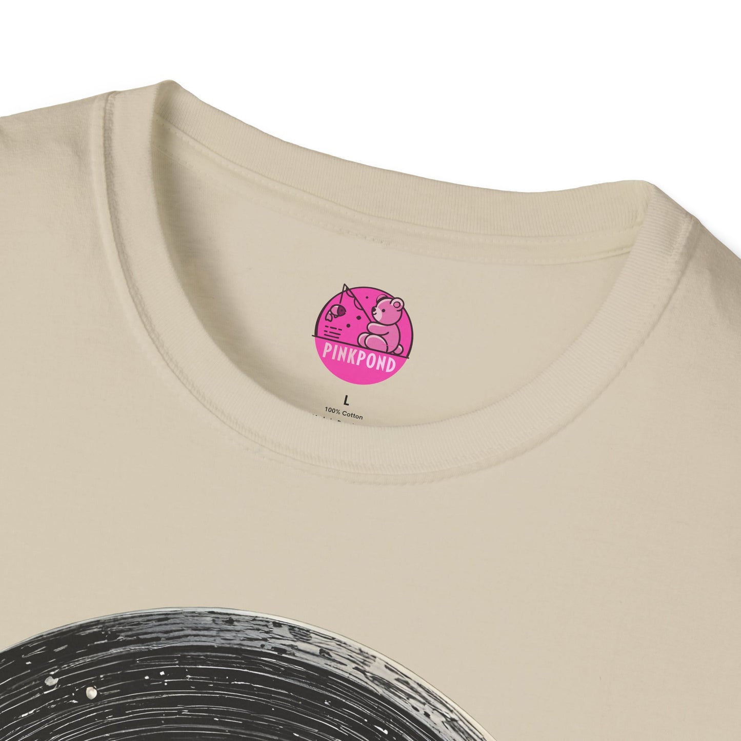 Cosmic Explorer Teddy T-Shirt - Spacefaring Bear Graphic Tee for Space Lovers and Adventurers