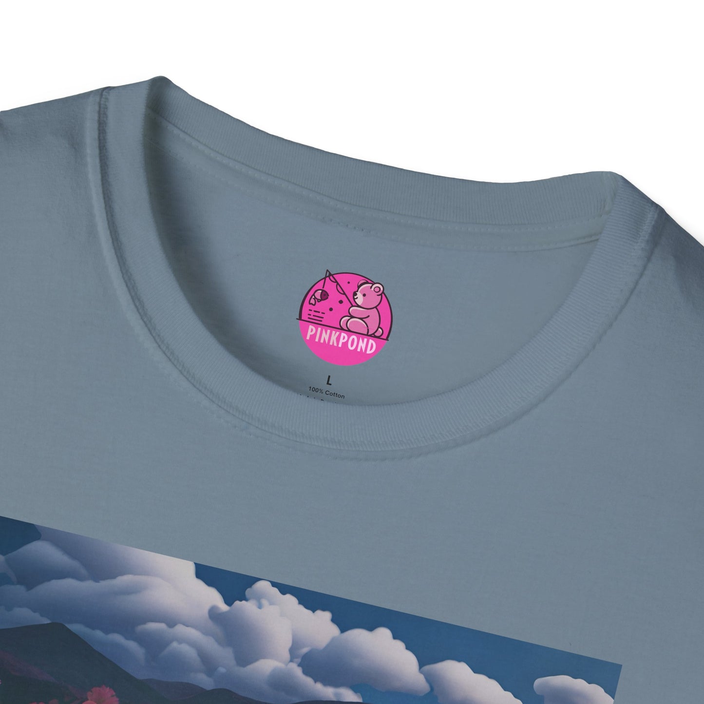 Graphic Tee Floral Flight – Unisex Softstyle T-Shirt