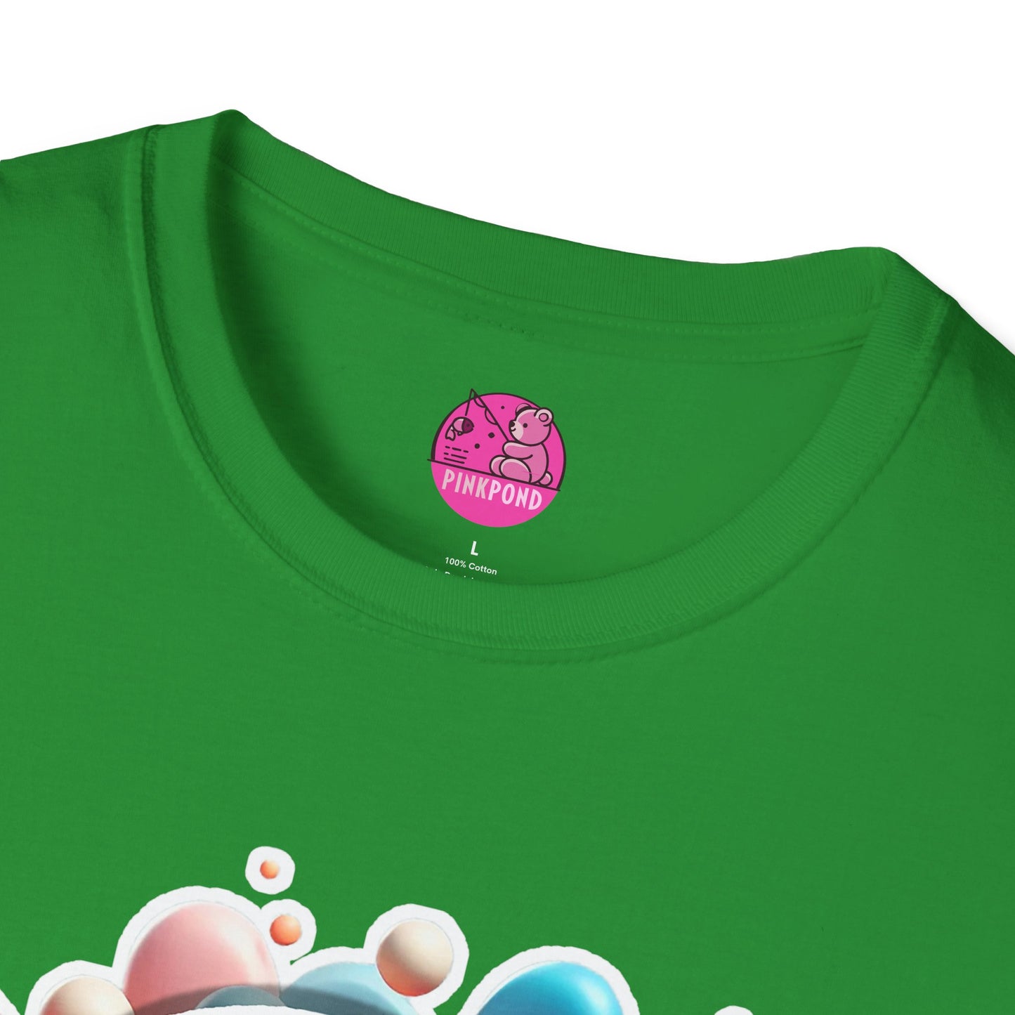 Penelope Parrot - Unisex Softstyle T-Shirt