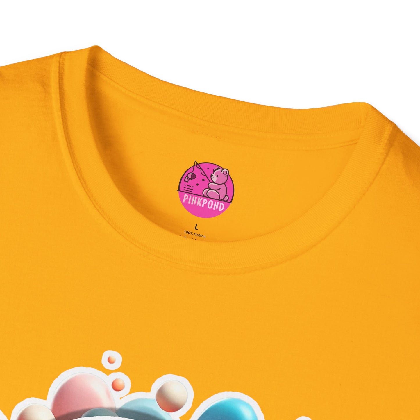 Penelope Parrot - Unisex Softstyle T-Shirt