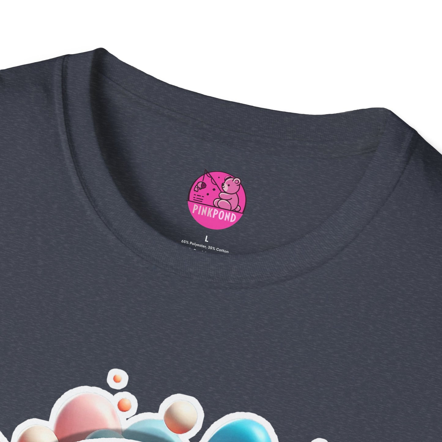 Penelope Parrot - Unisex Softstyle T-Shirt