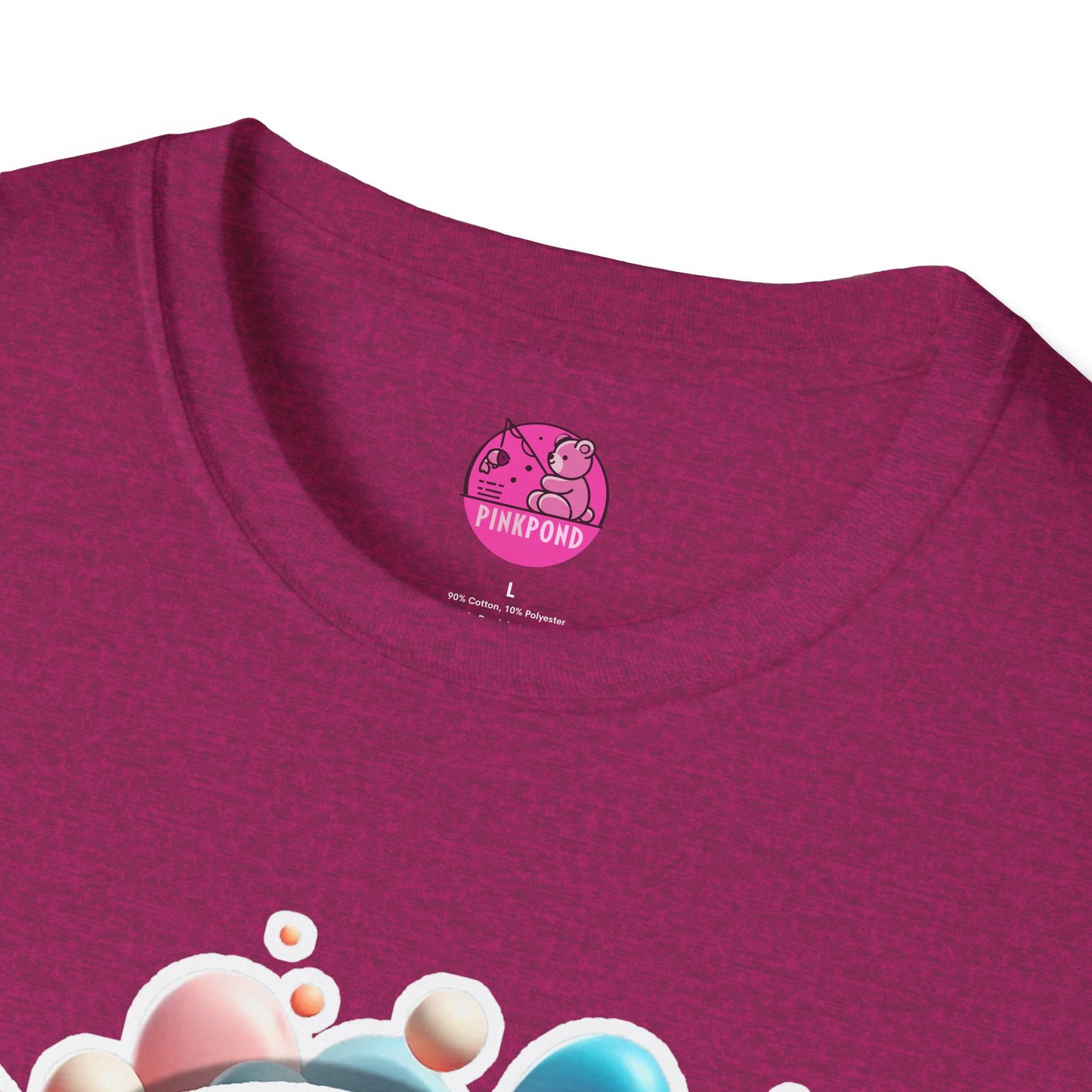 Penelope Parrot - Unisex Softstyle T-Shirt