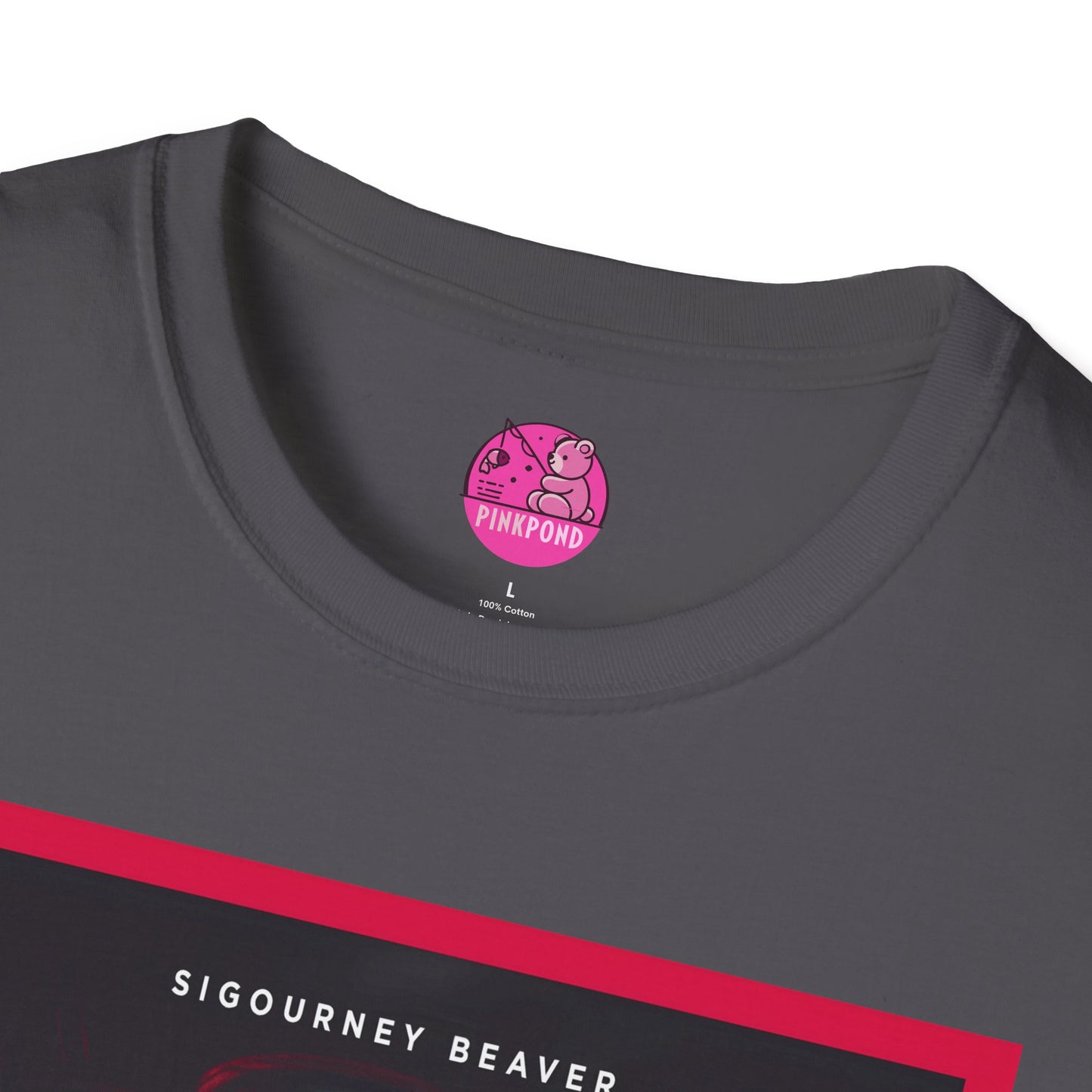 Red Alert Alien Parody Sci-Fi T-Shirt Featuring Sigourney Beaver