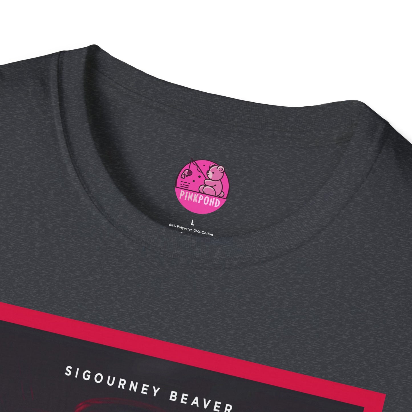 Red Alert Alien Parody Sci-Fi T-Shirt Featuring Sigourney Beaver