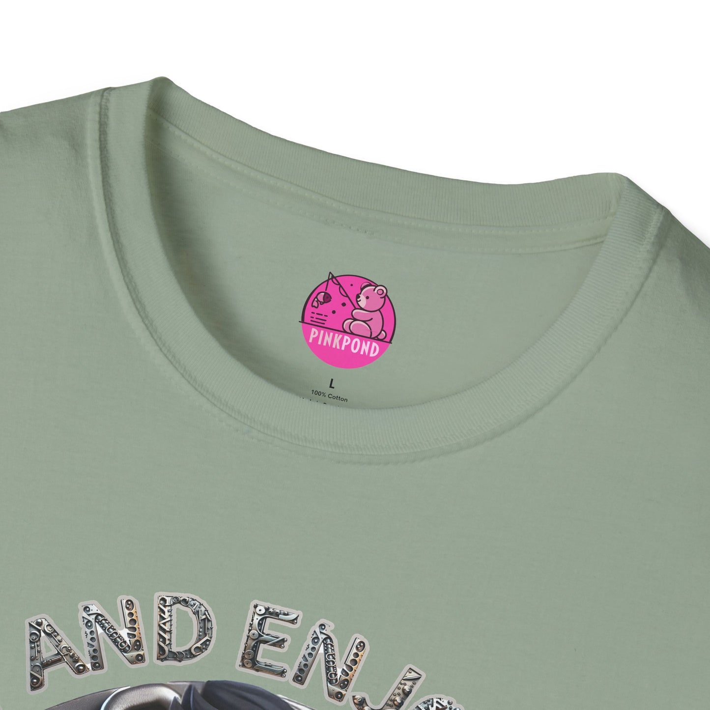 Suns Out, Guns Out – Muscle Bear Gym T-Shirt