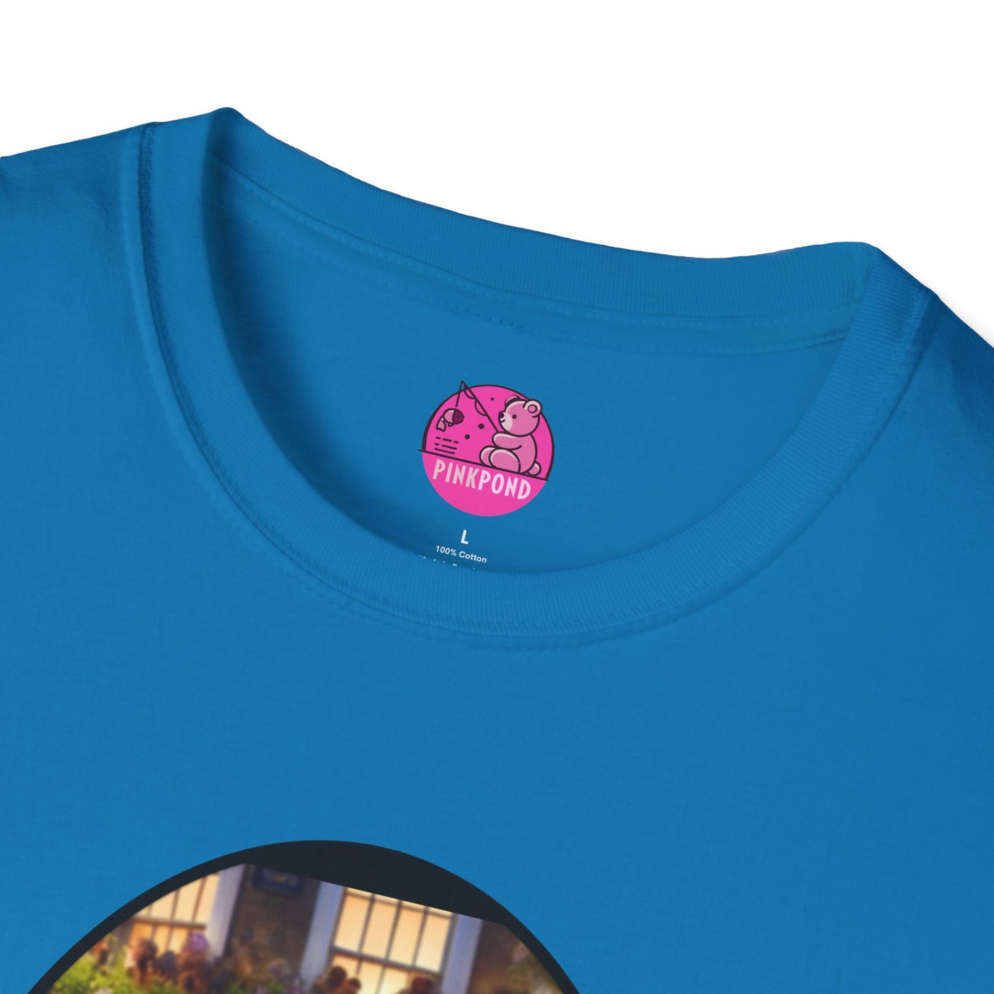 Retro Bear Scene T-Shirt - Fly-by Cruise at the Kings Arms