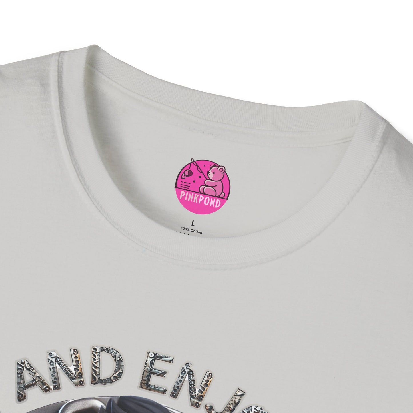 Suns Out, Guns Out – Muscle Bear Gym T-Shirt