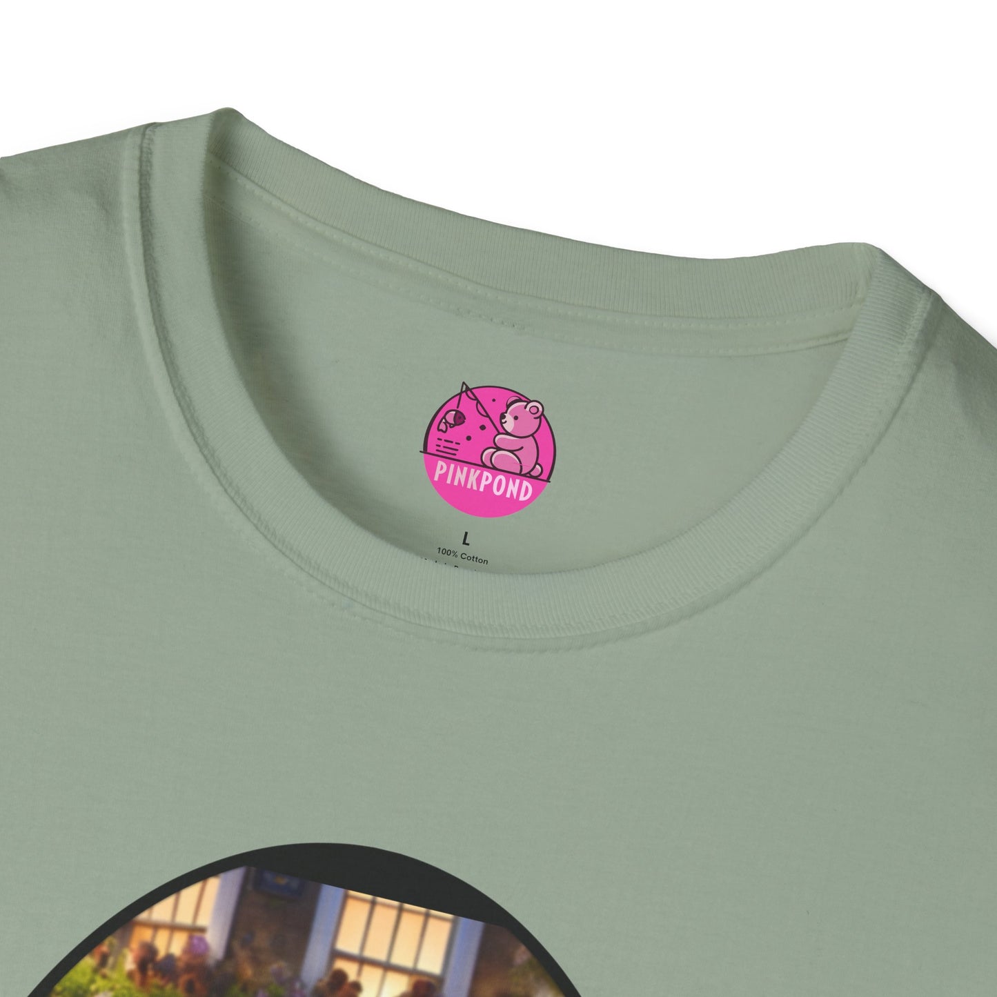 Retro Bear Scene T-Shirt - Fly-by Cruise at the Kings Arms
