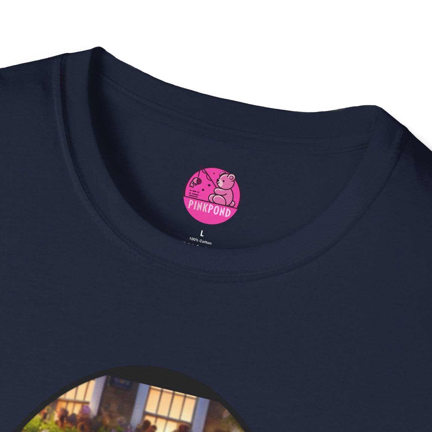 Retro Bear Scene T-Shirt - Fly-by Cruise at the Kings Arms