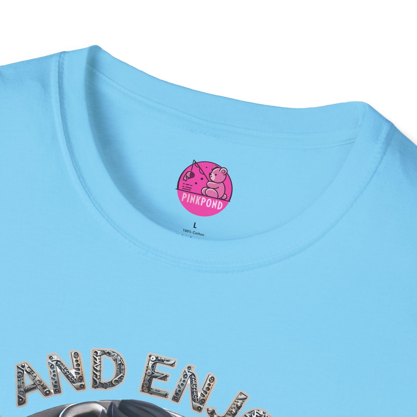 Suns Out, Guns Out – Muscle Bear Gym T-Shirt